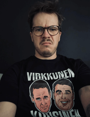 UC - VIRKKUNEN-KUUSINEN - t-paita, musta